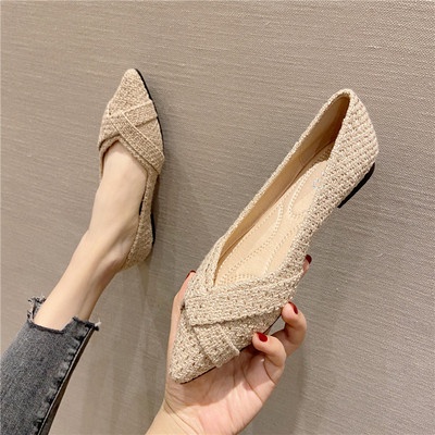 ขนาดใหญ่ (31-46) All-Match Pointed Toe Fairy สไตล์รองเท้าแบนหญิง Peas รองเท้ารองเท้าแต่งงานสีแดงขนาดใหญ่ 46 45 44 43 สบายพนักงานออฟฟิศน้องสาว