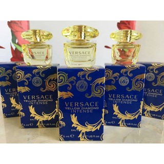 Versace Yellow Diamond Intense EDP 5ml ส่ง 350 บาทVersace Yellow Diamond Intense EDP 5ml ส่ง 350 บาทVersace Yellow Diamo