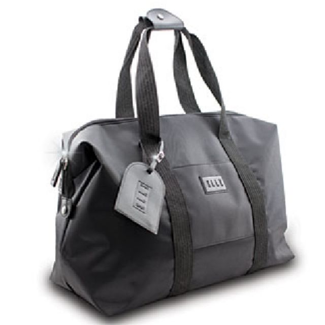 กระเป๋าเดินทางแอลแท้ Elle travel bag UOB Shopee Thailand