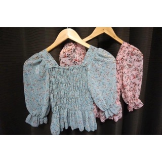 ✨พร้อมส่งค้าา👗 เสื้อแฟชั่นลายดอก สุดฮิต เก็บทรงเป๊ะม๊วกกก