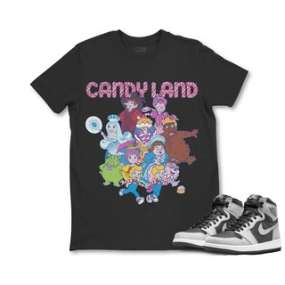 เสื้อยืด พิมพ์ลายโลโก้ Candy Land Group Shot ตลก สําหรับผู้ใหญ่ ทุกเพศS-5XL