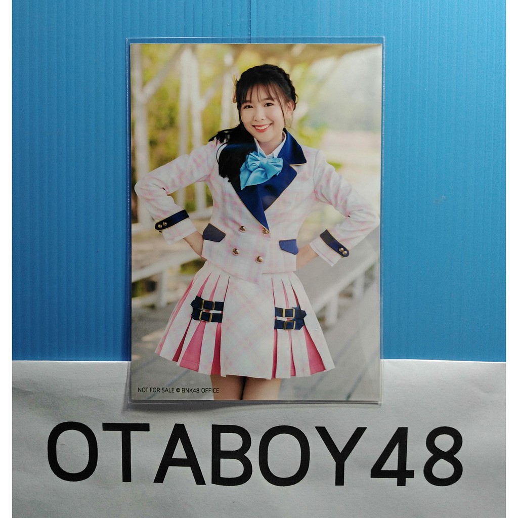 มิวนิค (Mewnich) BNK48 ก็เพราะว่าชอบเธอ (Kimi no Koto ga Suki Dakara) รูปสุ่ม CD Single 6 Beginner
