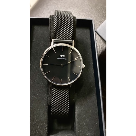 นาฬิกาDWมือ2สภาพ99.98%