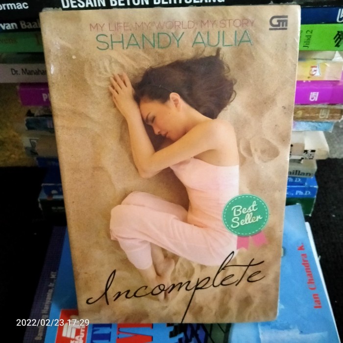 Ori NOVEL INCOMPLETE SHANDY AULIA