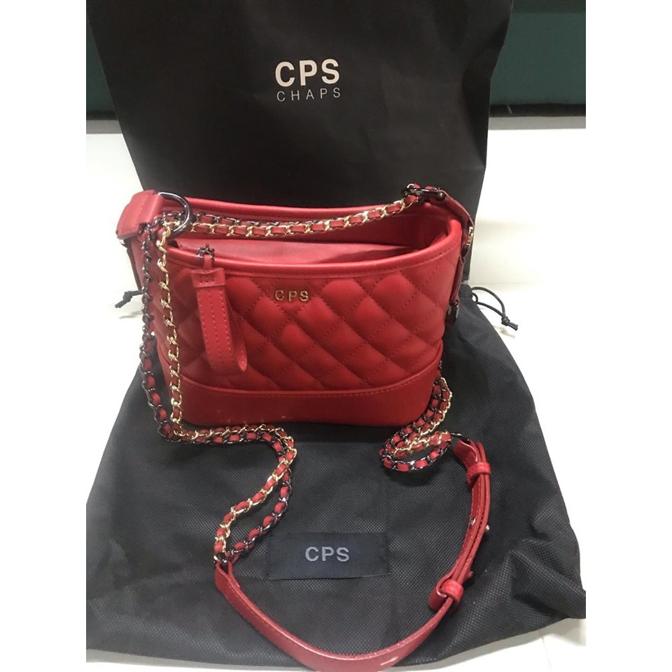 Used กระเป๋า CPS Chaps สีแดง ของแท้100% สภาพ98% ใช้งานไป1ครั้ง พร้อมส่ง