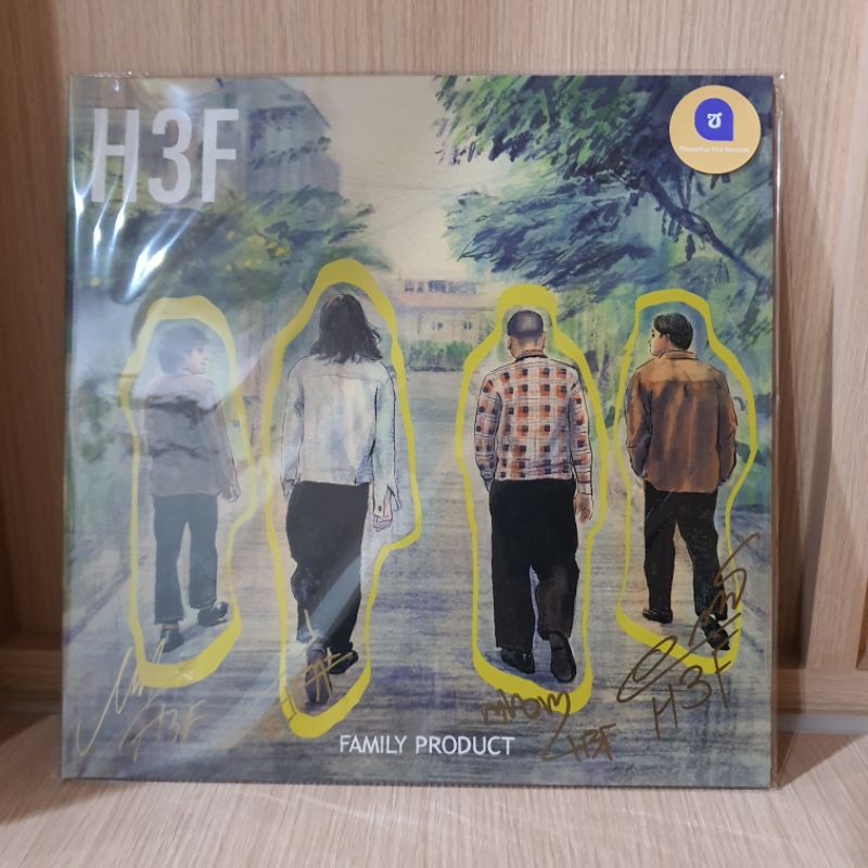 *รับโค้ดเงินคืน* แผ่นเสียง H3F - Family Product vinyl แผ่นสีทอง พร้อมลายเซ็น