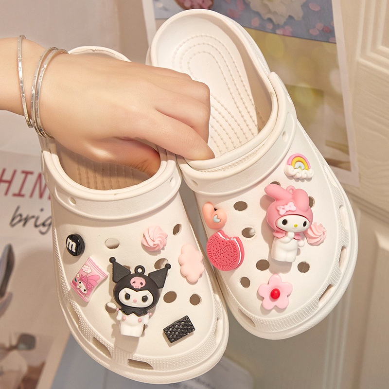 JIBBITZ Crocs charms ตัวติดรองเท้า KulomiCinnamon ตัวติดรองเท้า Crocs