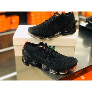 รองเท้าผ้าใบ NikeAir Vapormax สุดยอดตัวหายาก มือสองค่ะ