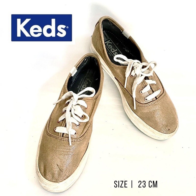 Keds รองเท้า ผ้าใบ ผูกเชือก สีทอง มือสอง