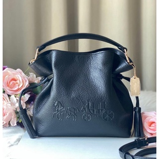 🔥 กระเป๋าทรงจีบเก๋มาก NEW COACH Crossbody Andy with Horse and Carriage Black Pebble Leather 👉🏻BLACK GOLD👉🏻ดำของหายาก