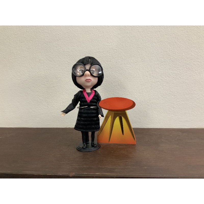 disney​ pixar the incredibles 2 edna mode doll ตุ๊กตา​ ดิสนีย์​