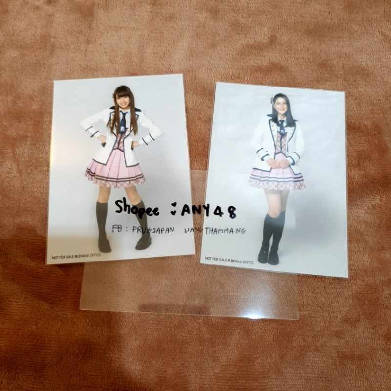 แท้💯% BNK48 รูปสุ่มหนังสือ 2 ปี BNK48