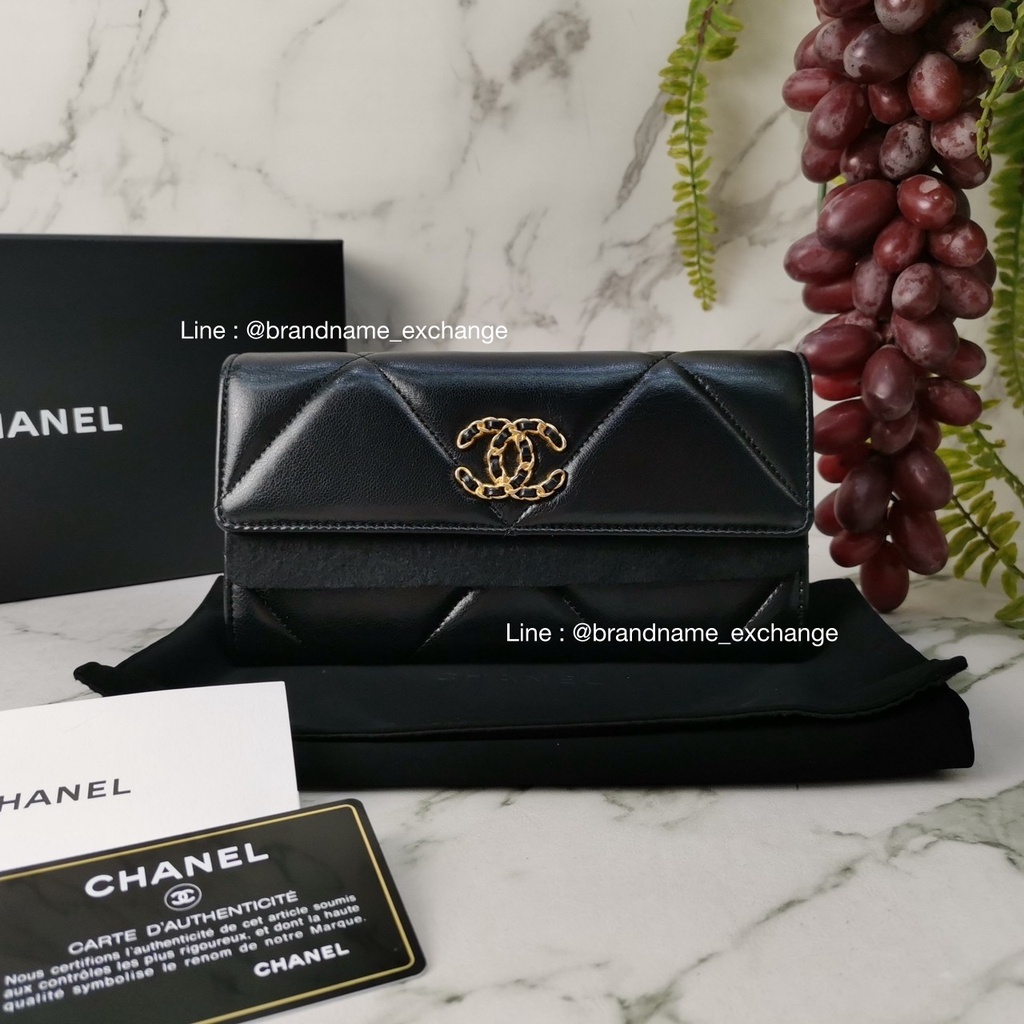 Chanel 19 Wallet Lambskin