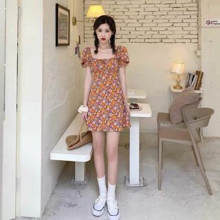 Orange Flower Dress
มินิเดรสลายดอกส้ม แขนดอลลี่  สม็อกด้านหลัง มีซับใน ซิปหลัง
#งานนำเข้า