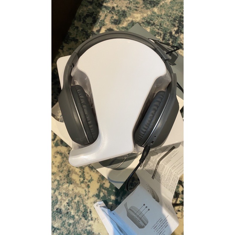หูฟัง wireless หูฟังแบบสวม หูฟัง wireless headphones อย่างดี มีสายไมค์ต่อแยก หูฟังไร้สาย