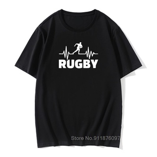 [S-5XL] เสื้อยืดแขนสั้น พิมพ์ลาย Heartbeat Of Rugbyings แฟชั่นฤดูร้อน สไตล์คลาสสิก สําหรับผู้ชาย IIpmbh29JPbdcg55