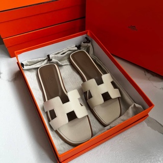 รองเท้าแตะ Hermes sandal epsom leather งานสั้งตัตงานสลับเเท้  series code ทุกคู่เหมือนของเเท้เเบบเเยกไม่ออก💛