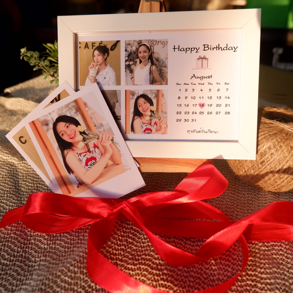 รับทำกรอบรูปแถมโบว์น่ารักๆ ข้อความตัวอักษร ของขวัญเก๋ๆไม่ซ้ำใคร  ของขวัญวันเกิด ของขวัญเซอร์ไพรส์แฟน มีมากกว่า20แบบ