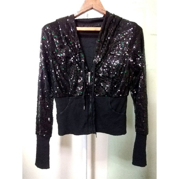 Black Sequin Jacket มีฮู้ดหลัง งานสวย ลุคสปอร์ต Size M (อก /B 40"  เอว/W 30-38" ยาว/L 19")