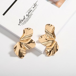 ต่างหูระย้า ต่างหูสีทอง รูปกลีบดอกไม้ ( ripple earrings )