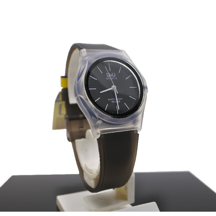 Hitam q&q QnQ QQ นาฬิกาอะนาล็อกยางสีดําดั้งเดิม VQ04J010Y