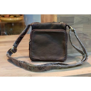 Leather Bag code : LB012 กระเป๋าหนังสะพายข้าง สีน้ำตาลเข้ม