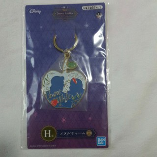 พวงกุญแจ เจ้าหญิง ดิสนีย์ SPRITS BANDAI Ichiban Kuji Disney Aladdin Disney Princess H-Prize Snow White metal charm