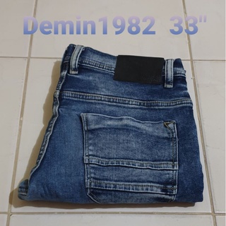 ยีนส์สภาพ 97% ยี่ห้อ Denim1982 เอว 33 นิ้ว