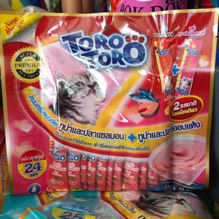 Toro ขนมแมวเลีย รสทูน่าแซลมอนและทูน่าปลาโอ ขนาดซองละ 15g  มี 25 ซอง