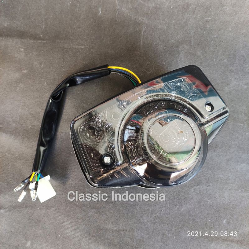 Stoplamp CB โคมไฟหยุด LED cb100 cb125 ไฟ LED ด้านหลัง Honda cb100 cb125 led