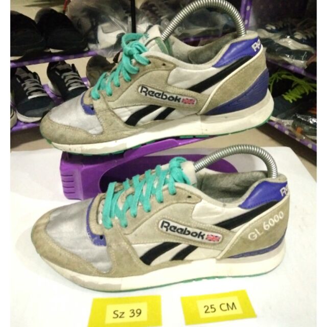 Reebok รองเท้ามือสองของแท้