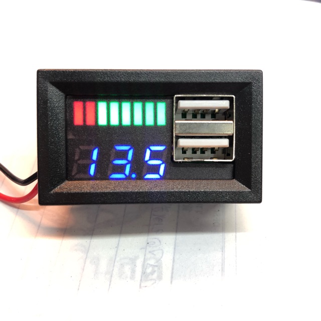 โวลต์มิเตอร์ วัดโวลต์+USB ไฟเข้า12v ออก5V 2A USBสามารถชาตโทรศัพท์ได้