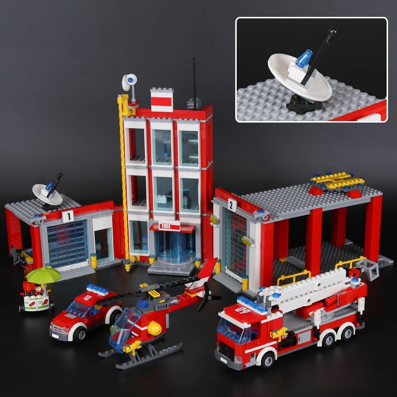 ตัวต่อ LEPIN ชุด CITIES   LEPIN 02052 Fire Station จำนวนตัวต่อ 1,029 ชิ้น