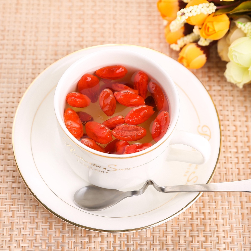 สดใหม่👍🏻เก๋ากี้ NO.180 เม็ดใหญ่ เกรด A น้ำหนัก 3 กิโลกรัม เม็ดใหญ่ สีแดงธรรมชาติ (枸杞大包 3公斤)