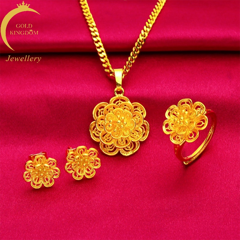 Goldkingdom เครื่องประดับแฟชั่น 24K Bangkok อุปกรณ์เสริมสุภาพสตรีสร้อยคอจี้ดอกไม้ติดทนนานไม่มีสีชุบทอง Simple Rich