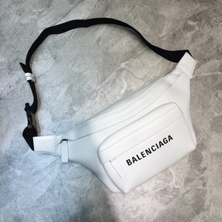 พรี Balenciaga กระเป๋าคาดอก แบรนด์เนน กระเป๋า​คาด​เอว​กระเป๋าสะพายกระเป๋าแฟชั่นกระเป๋าสะพายไหล่แบรนด์เนน หนังแท