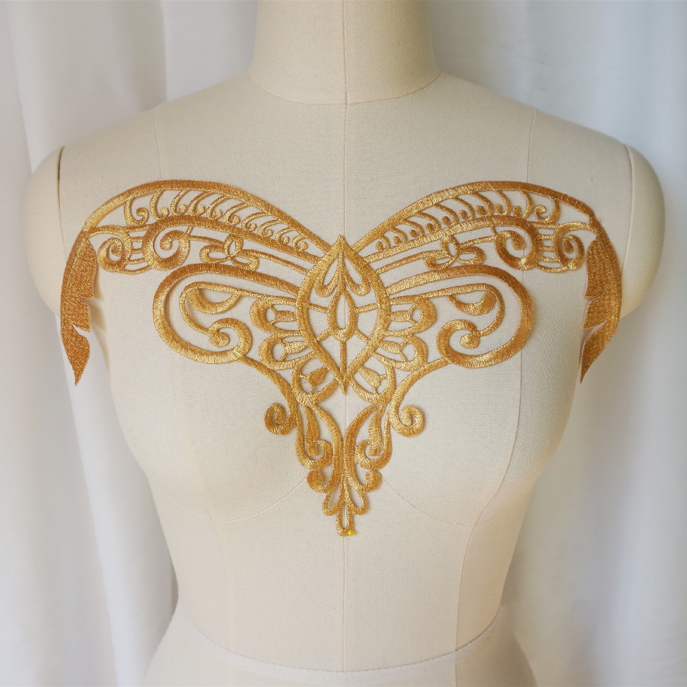 เย็บปักถักร้อยทอง Baroque Appliques ชุด V คอเหล็กเย็บบน Patch สําหรับงานแต่งงานเสื้อผ้าเจ้าสาวชุดตกแต่ง DIY หัตถกรรม