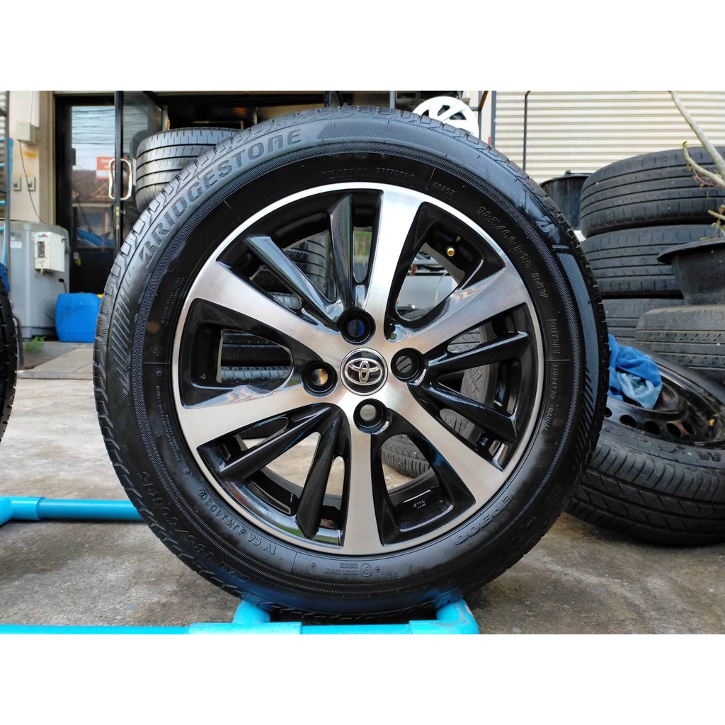 แม็กยาริส ขอบ15 พร้อมยางบริสโตน 185 60 15 ปี20 ราคาที่ตั้งไว้เป็นราคา จำนวน 1 ล้อ