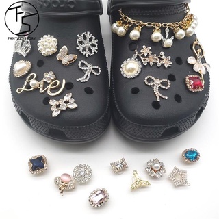 CROCS ชุดเครื่องประดับแฟชั่น Jibbitz Charm สําหรับตกแต่งรองเท้า