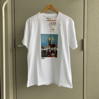 Uniqllo เสื้อยืดแขนสั้น พิมพ์ลายอุลตร้าแมน สําหรับผู้ชาย 434395