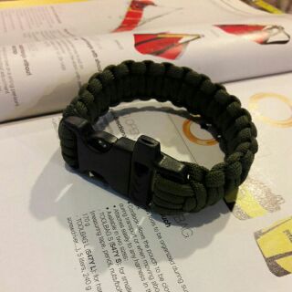 Paracord Whistle Bracelet กำไล พาราคอร์ด พร้อม นกหวีด ความยาว 9นิ้ว by ครูแว่น frogmangear