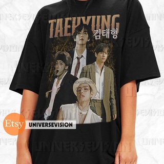 เสื้อยืดแขนสั้น พิมพ์ลายกราฟฟิค tshir V Kim Taehyung Achasan Grubby Boy Meme 90s สไตล์วินเทจ แฟชั่นเรโทร สําหรับผู้ชาย แ