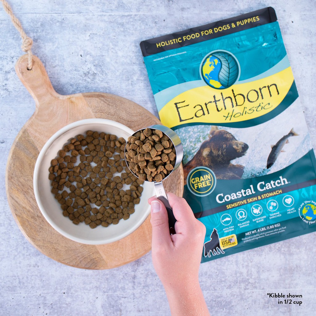Earthborn Holistic สุนัข พันธุ์เล็ก ปอม Puppy Vantage Weight control