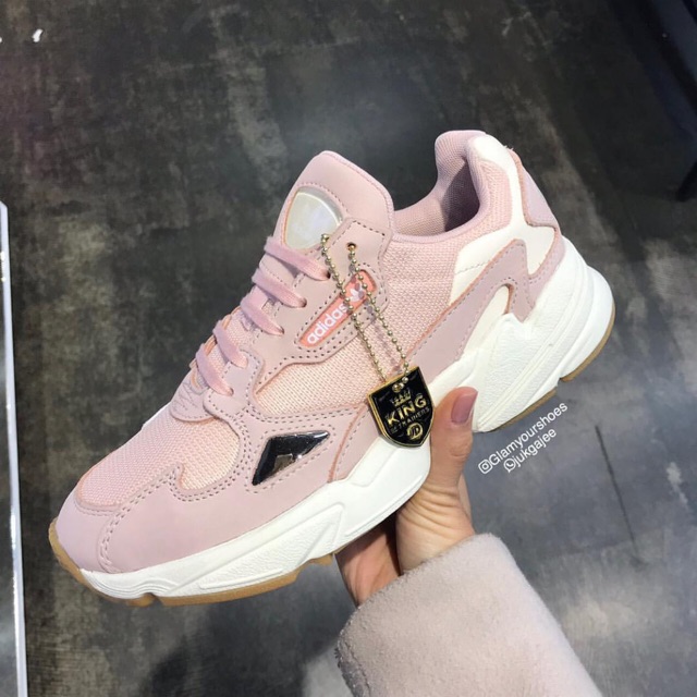 พร้อมส่ง Adidas falcon สีชมพู ของแท้100 glamyourshoes ThaiPick
