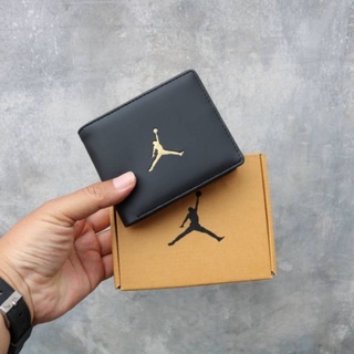 กระเป๋าสตางค์ ลายโลโก้ JORDAN EMBOSS GOLD สําหรับผู้ชาย และผู้หญิง