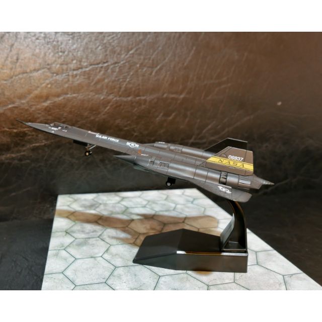โมเดลเครื่องบิน sr-71 blackbird