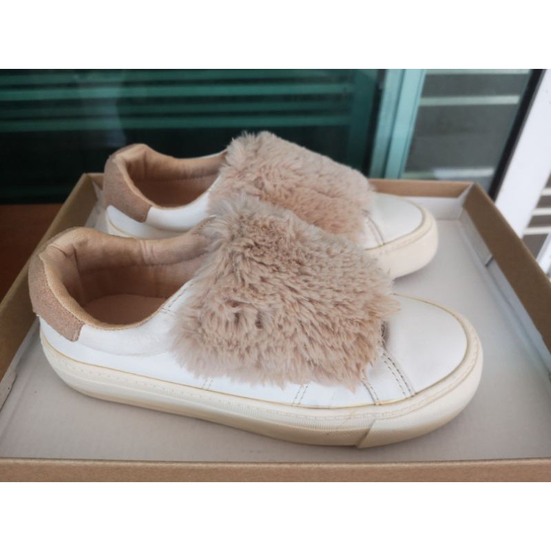 รองเท้า​zara kidของแท้มือ2  เบอร์33