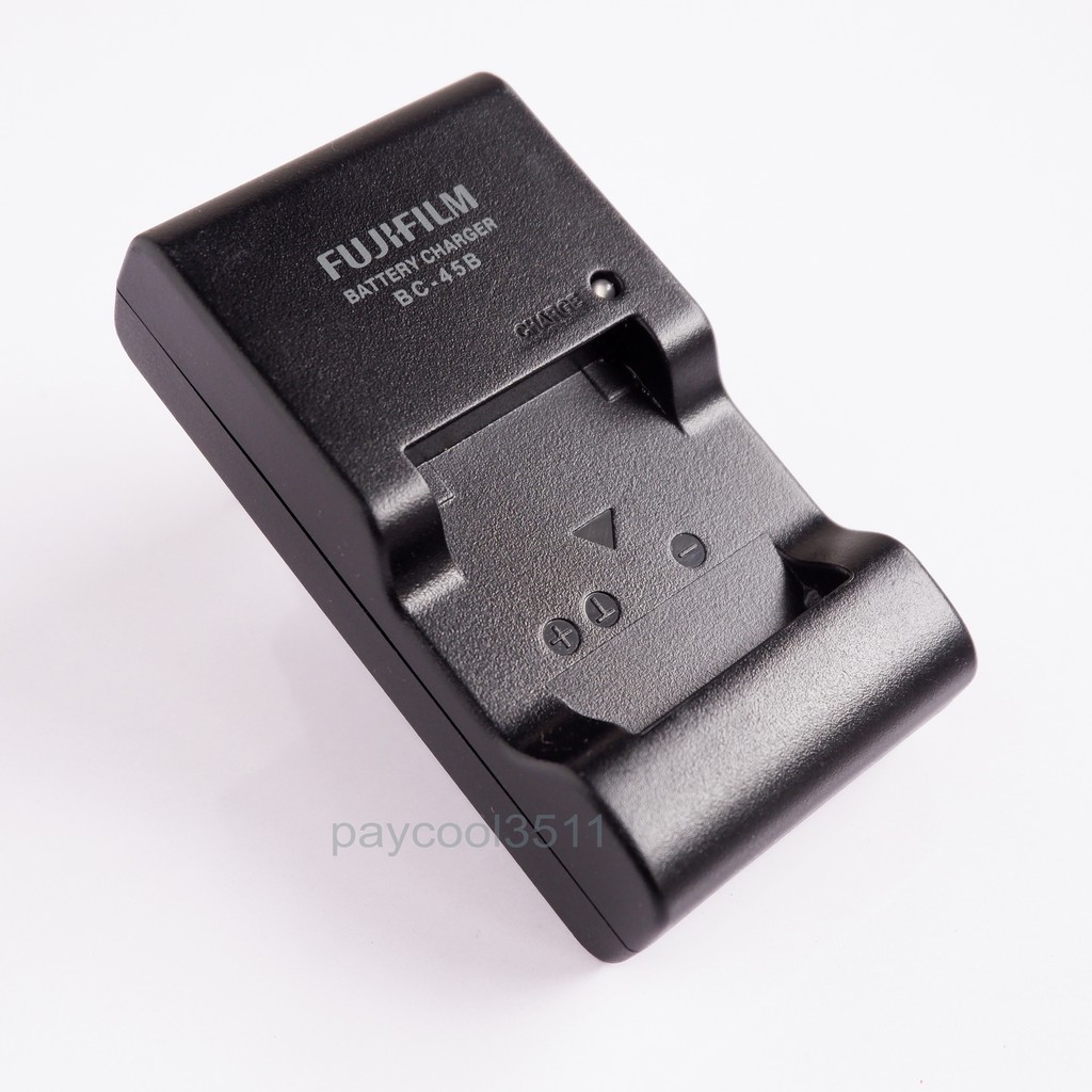 แท่นชาร์จ Fuji BC-45A แท้ มือ 2 สำหรับชาร์จแบตฯ for NP-45 & NP-45A & NP-45S