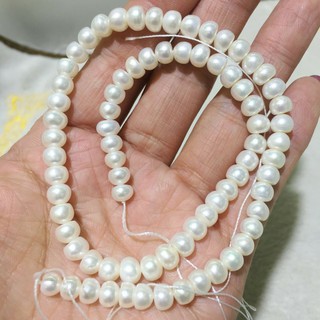 ไข่มุกแท้ ทรงเม็ดข้าวโพด ร้อยด้าย DIY 5-7 mm ยาว 14 สีขาวธรรมชาติ พร้อมส่งค่ะ