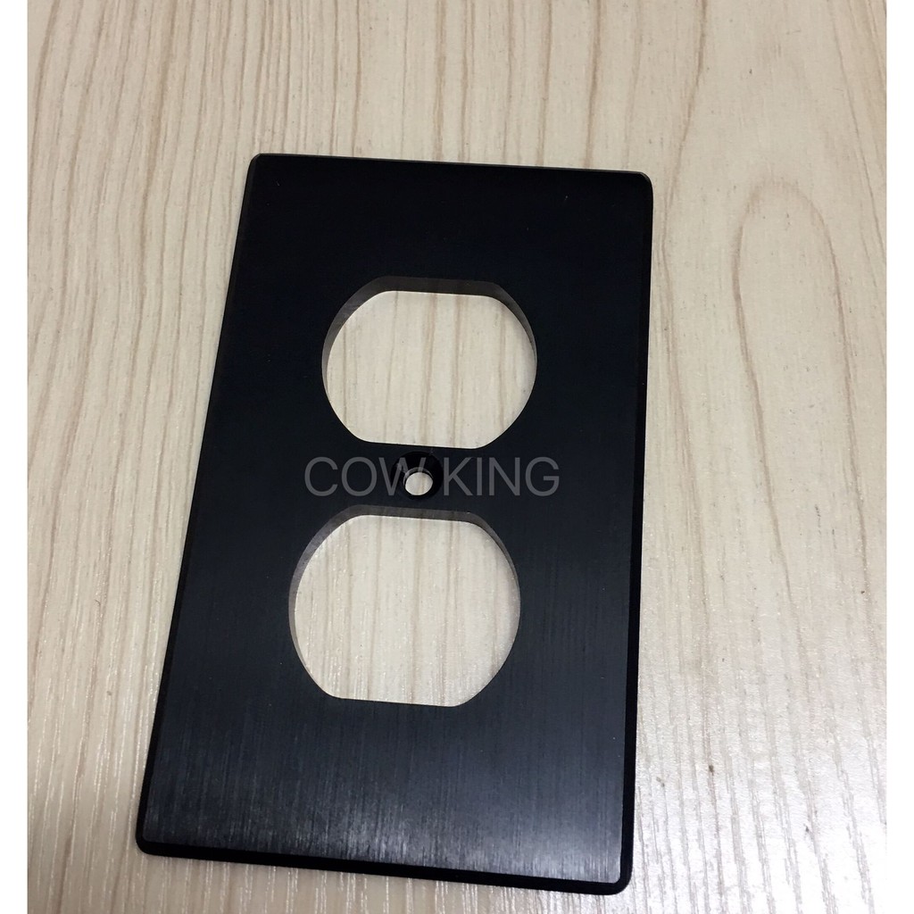 ฝาอลูมิเนียมและคารบอนยาวครอบปลั๊กหนา 5 มิล ยาว แบบ 2 ช่อง และ 4 ช่องเฉพาะฝา ไม่รวมปลั๊ก.. - รูปที่ 2